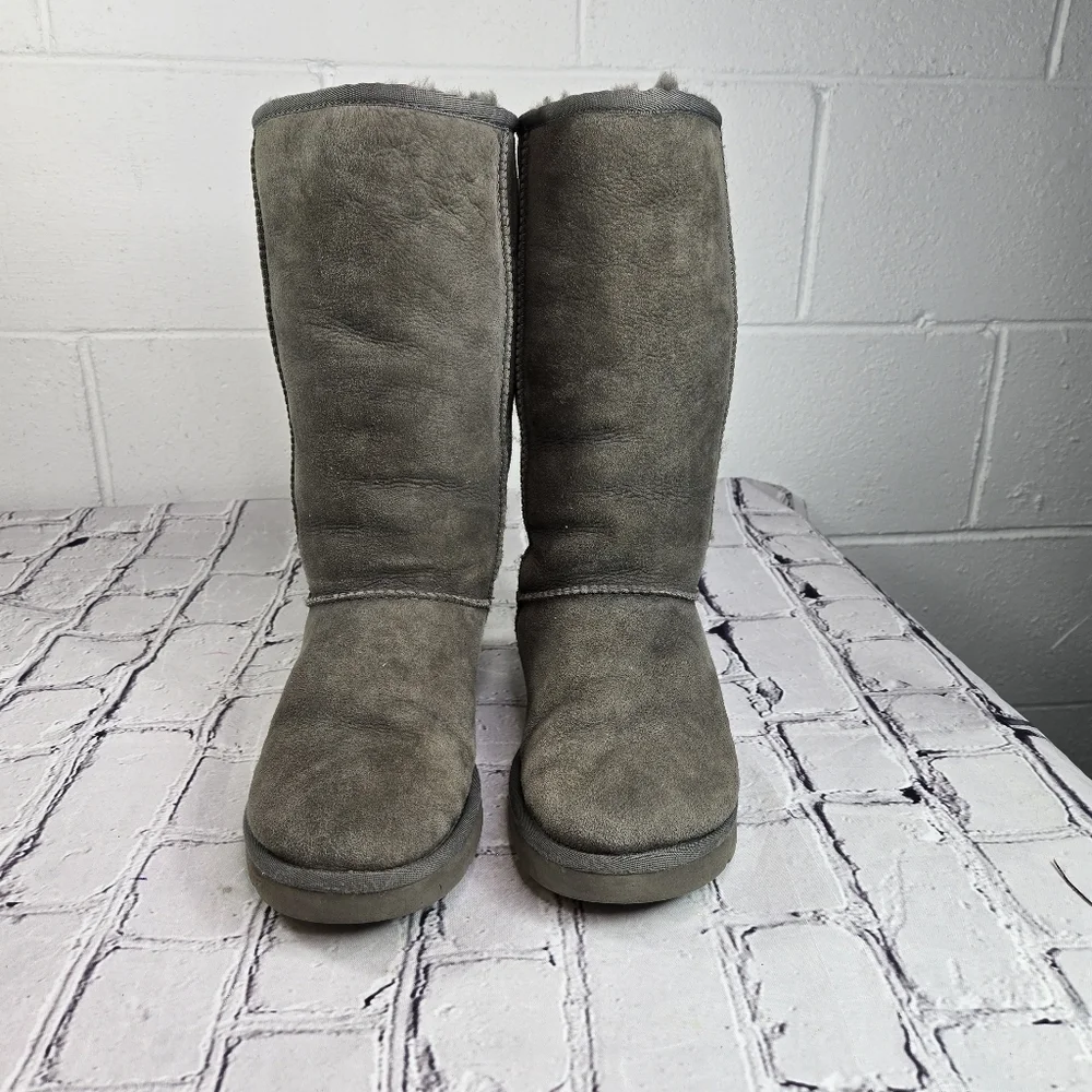 Ugg 5185 gray tall classic shearling boots